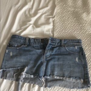 ABERCROMBIE & FITCH DENIM MINI SKIRT